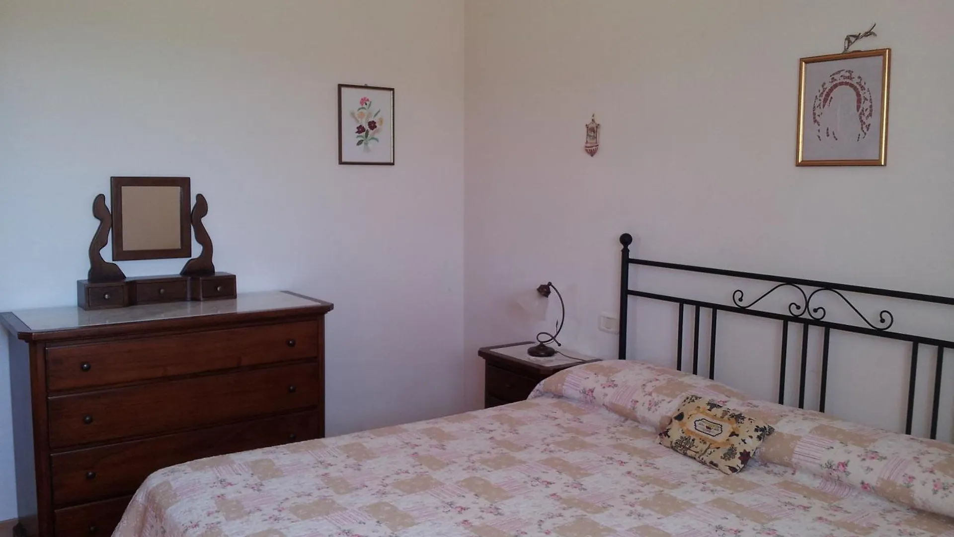 Farm stay Bio Agriturismo Le Giunchiglie Alberese Italy